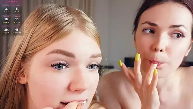 EllenReeves on StripChat 