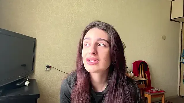 ElviDesire — Show a basic belly roll