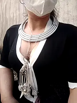 embe889 on StripChat 