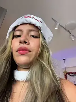 EMILIIA_RICHTER__ on StripChat