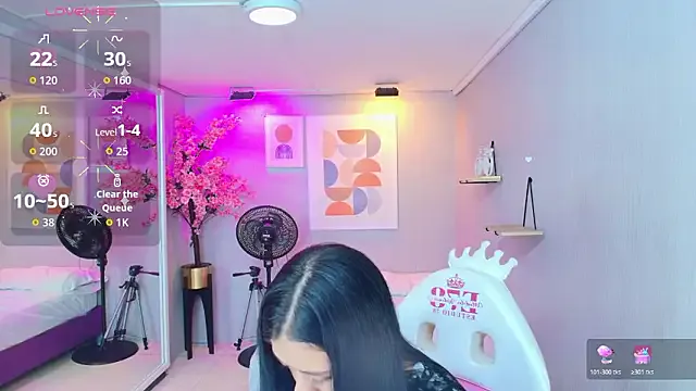 Emily_osman — All Naked