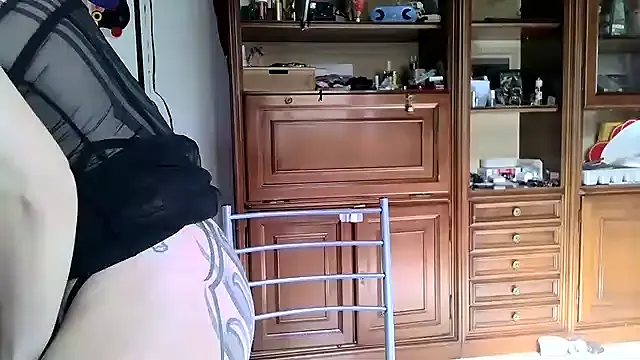 Emily_Posh — FACCIAMO UN LAGO+ OLIO TITS