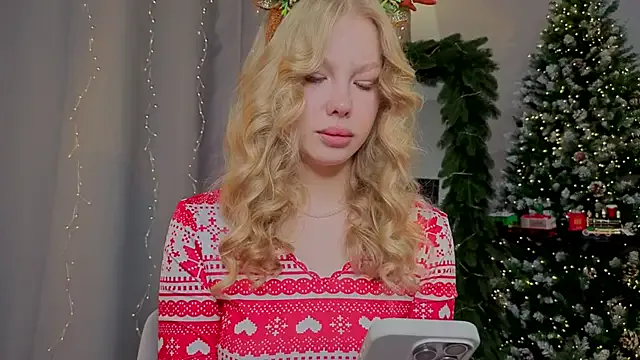 emilyshepar_d on StripChat