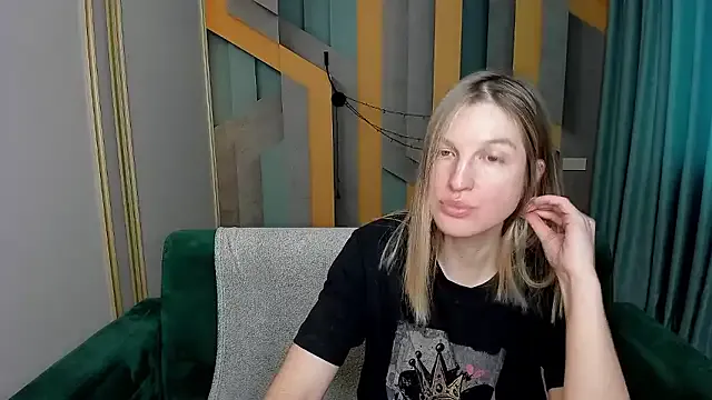 EmilyWalkeri on StripChat