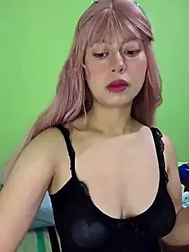 emma7love — tits out