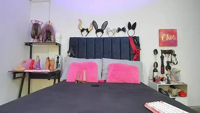 emmily_giraldo on StripChat 