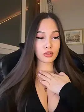 EricaWalls on StripChat