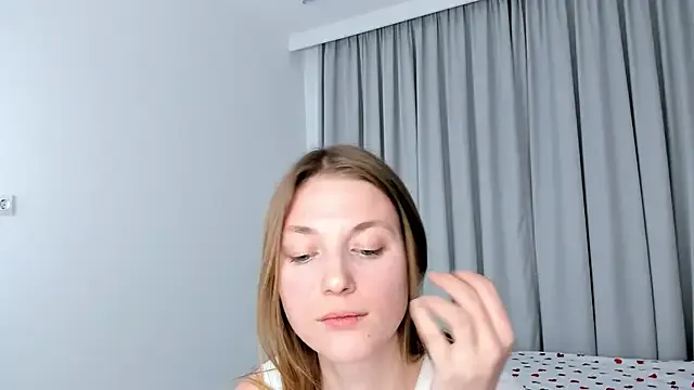 ErinnPieloch — stretch the blouse