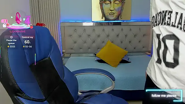 Estiv18_ on StripChat