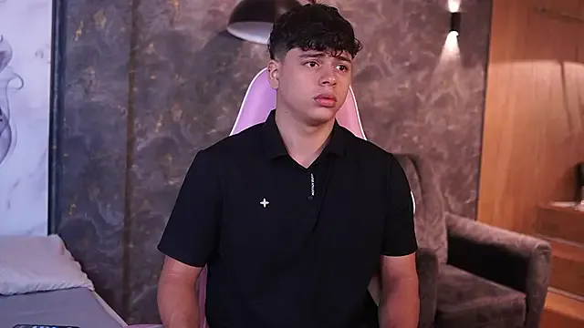 Ethan_occonor on StripChat