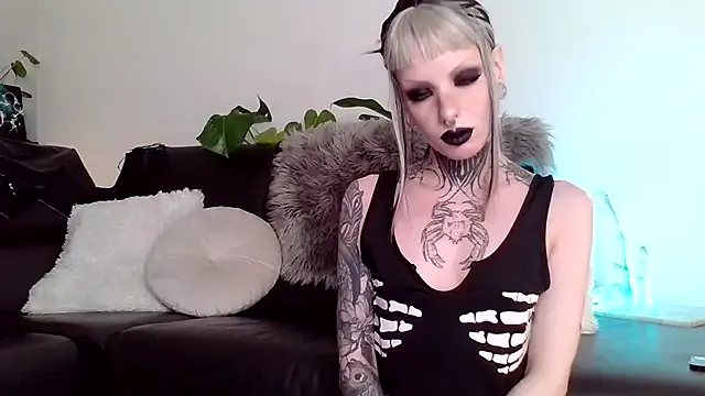 eva_nexus on StripChat