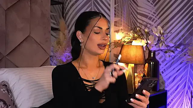 EvaRhea on StripChat