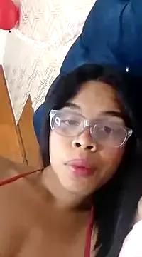 evelyn_wine on StripChat 