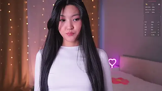 FancyEsten on StripChat