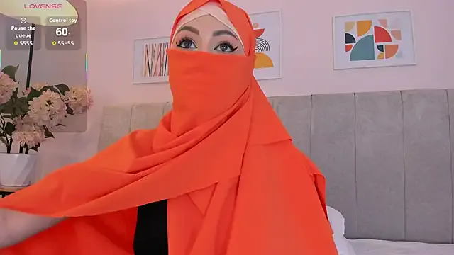 fatiima_ on StripChat