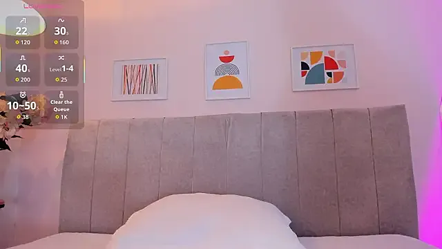 fatiima_ — Shake ass with clothes