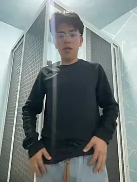 FAVOJS — Cum show today 