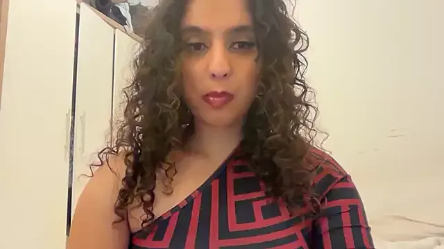 fayfay21@xh on StripChat