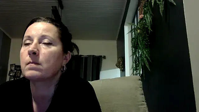 feline27 — Freechat on StripChat