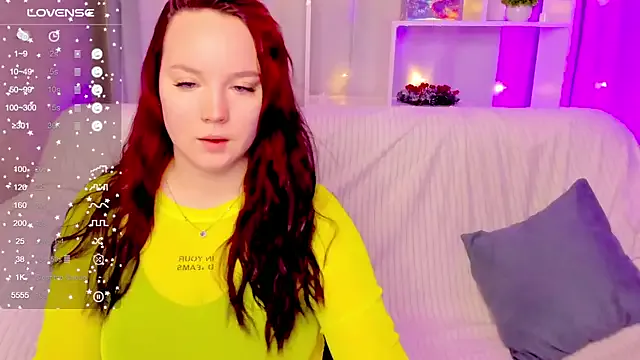 Fire_Emily_ on StripChat