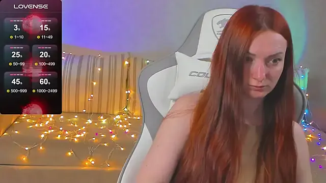 FlamyGold on StripChat