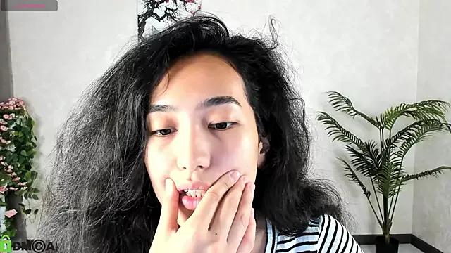 FlirtyAura — sexy dance