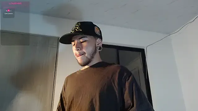 ftmphilip_ on StripChat