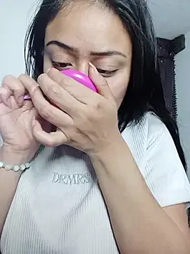 gabriela_grace1 — Caress pussy