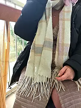 germanwoman01 — Zuchini pussy play