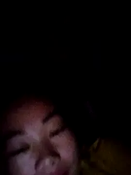 gio-thu on StripChat