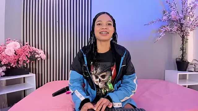 GysellHanson — open my pussy 