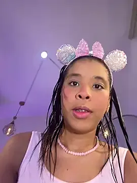 hade_rosse — CREAM AND MORE CREAM + CUMSHOW NORA ON