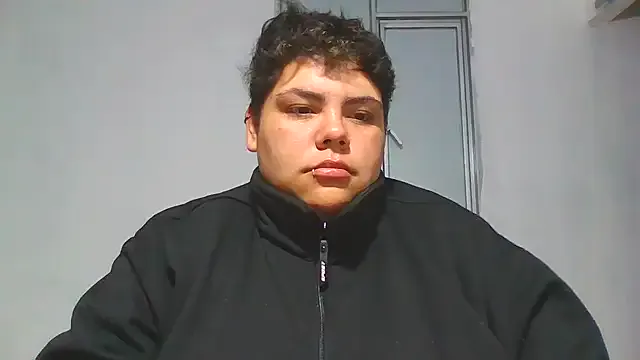 Hailey_Curvy — SHOW ASS AND PLAY