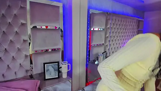 Harii_02 — Suck fingers + kiss