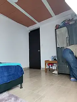 harper_ks on StripChat