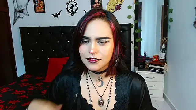 heidy_bloom — oil in my feet