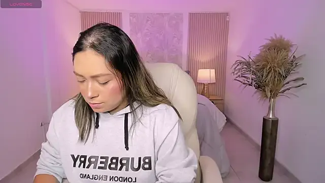 heidy_johns on StripChat