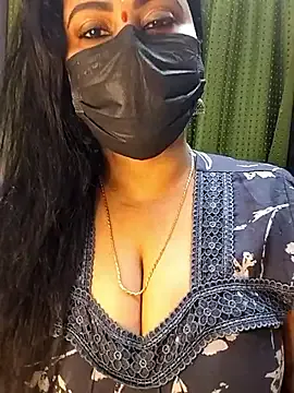 Honey-flowerr — Freechat on StripChat