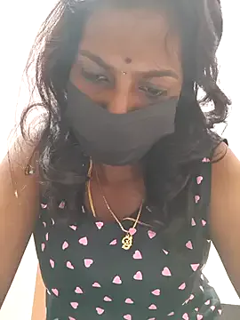 Honey_rosetamil on StripChat