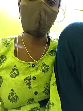 Honey_rosetamil on StripChat