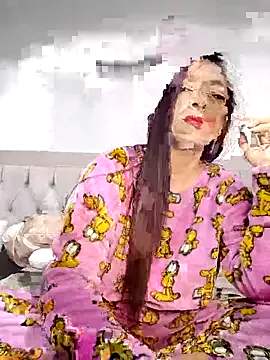 HoneyAngel2020 — Crema en las Tetas 