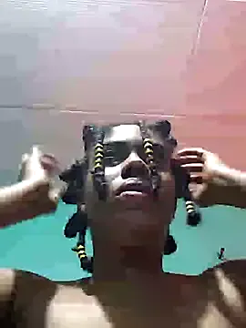 HONEYSWEETS_LIVE on StripChat