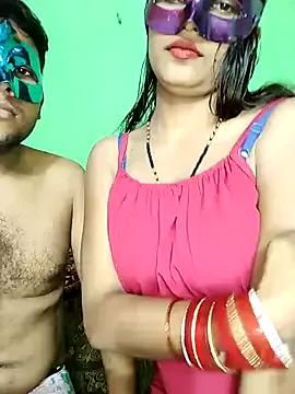 Group HOT-SUMAN-BABY on StripChat
