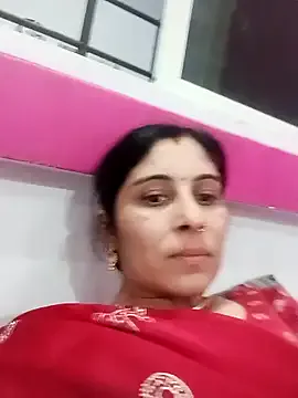 Hot_ree85 from StripChat