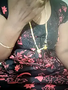 Hotbeauty-telugu — Boobs show