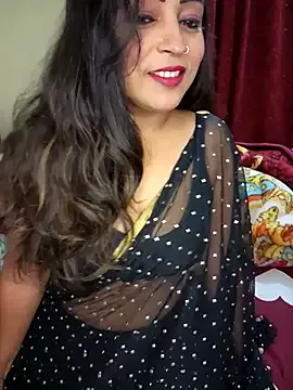 Hotbhabi305 on StripChat