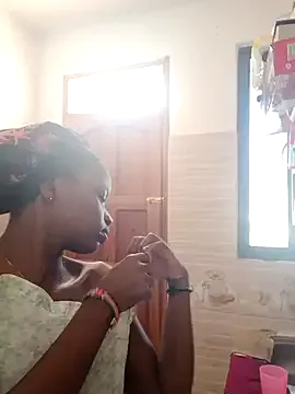 hotgal1112 on StripChat