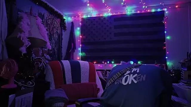 StripChat HotRedYeag is Freechat HotRedYeag — Red just wants to PLAY