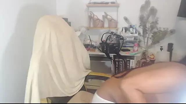 StripChat hugecockyurikaa is Freechat hugecockyurikaa — for my macbook