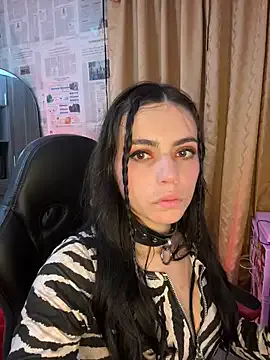 i_am_nina_ — blowjob on knees